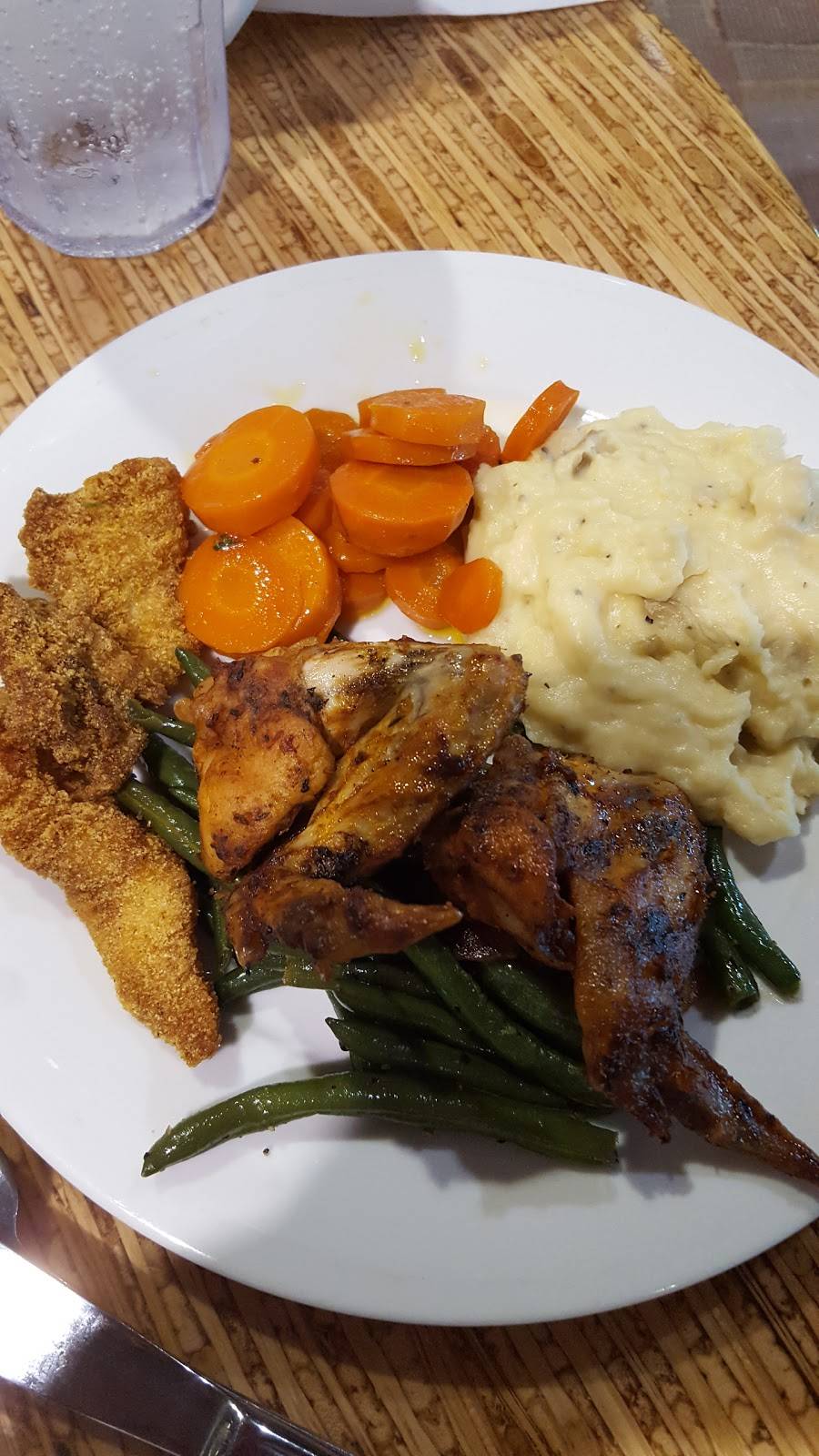 Freddie Lees Gourmet Sauces | restaurant | 1124 Lumiere Pl Blvd, St. Louis, MO 63102, USA | 3145048762 OR +1 314-504-8762