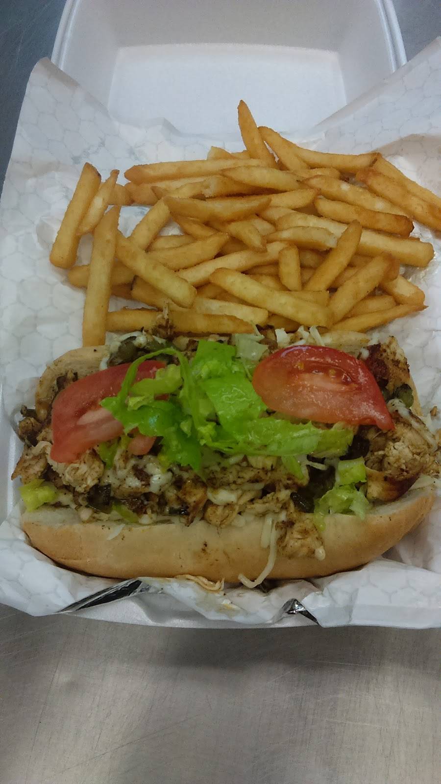 Sharks Fish and Chicken | restaurant | 510 W Lincoln Hwy, Merrillville, IN 46410, USA | 2194720608 OR +1 219-472-0608