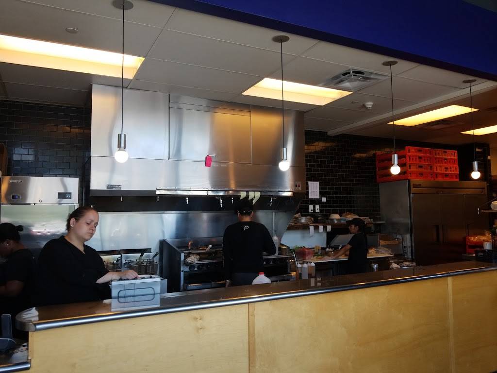 BGR The Burger Joint | restaurant | 2060 Mall Walk, Yonkers, NY 10704, USA | 9143752131 OR +1 914-375-2131