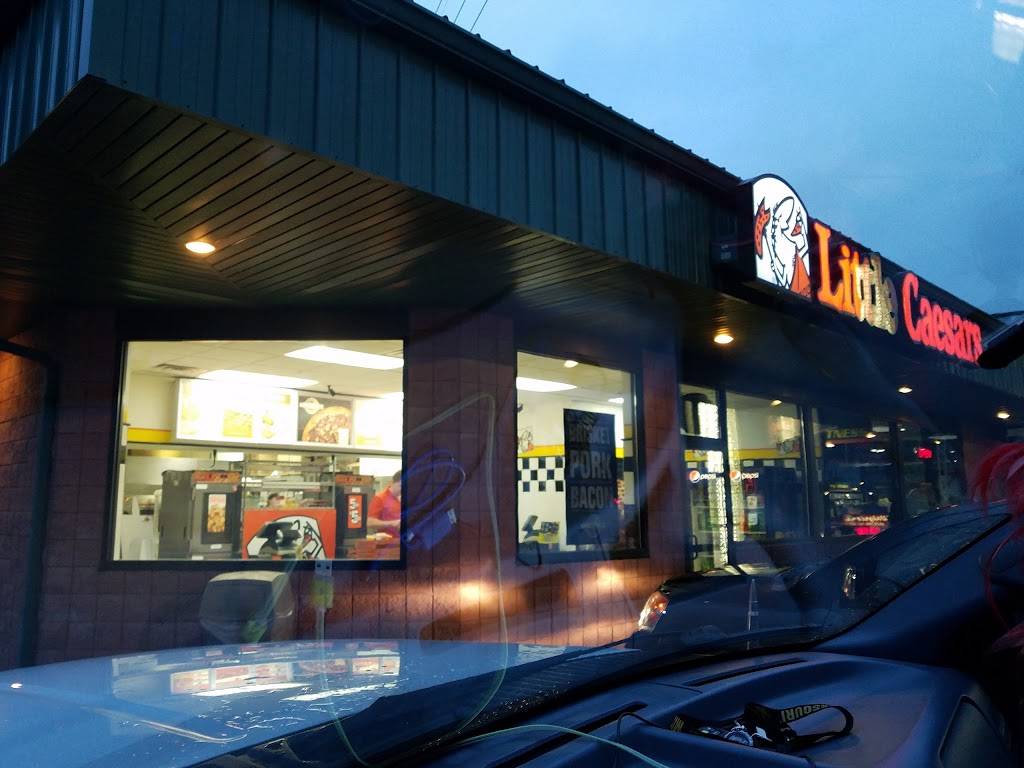 Little Caesars Pizza | meal takeaway | 1013 Division St, Burlington, IA 52601, USA | 3197520094 OR +1 319-752-0094