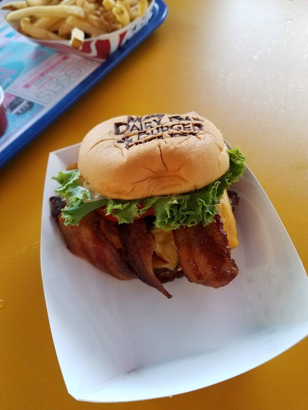 Margate Dairy Bar & Burger | restaurant | 9510 Ventnor Ave, Margate City, NJ 08402, USA | 6098229559 OR +1 609-822-9559