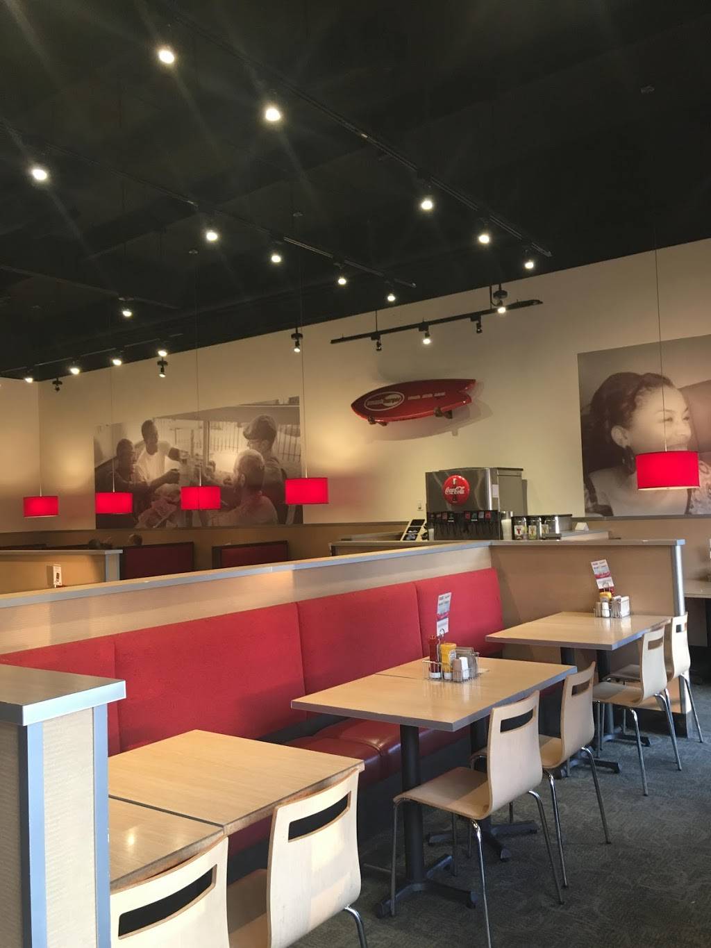 Smashburger | restaurant | 2556 Laning Rd, San Diego, CA 92106, USA | 6193598510 OR +1 619-359-8510