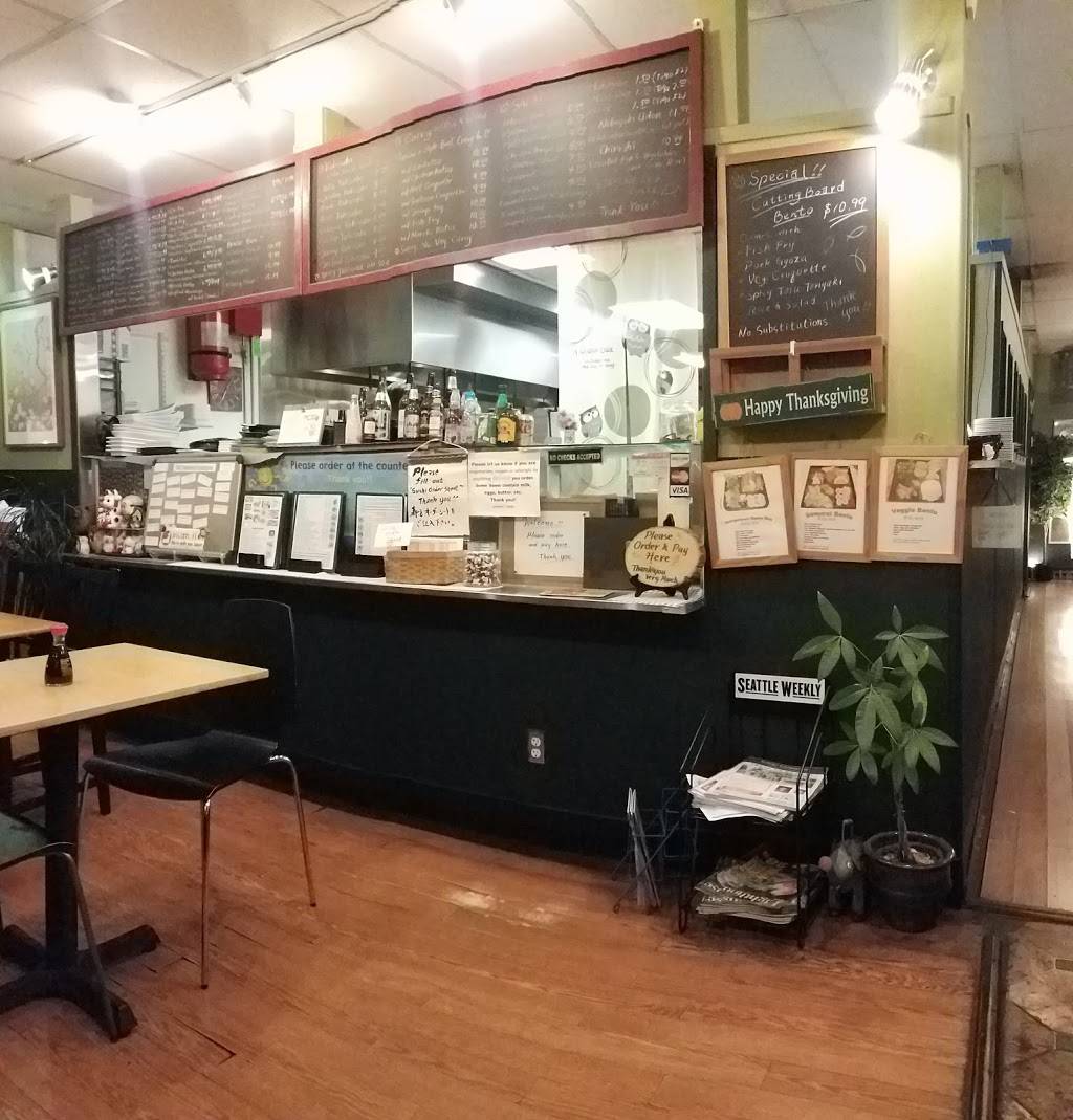 Cutting Board | restaurant | 5503 Airport Way S, Seattle, WA 98108, USA | 2067678075 OR +1 206-767-8075