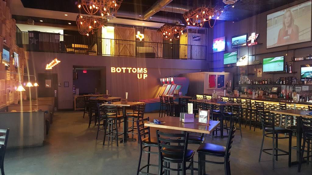 Landmark Bar & Kitchen | restaurant | 3008 Bledsoe St, Fort Worth, TX 76107, USA | 8179841166 OR +1 817-984-1166