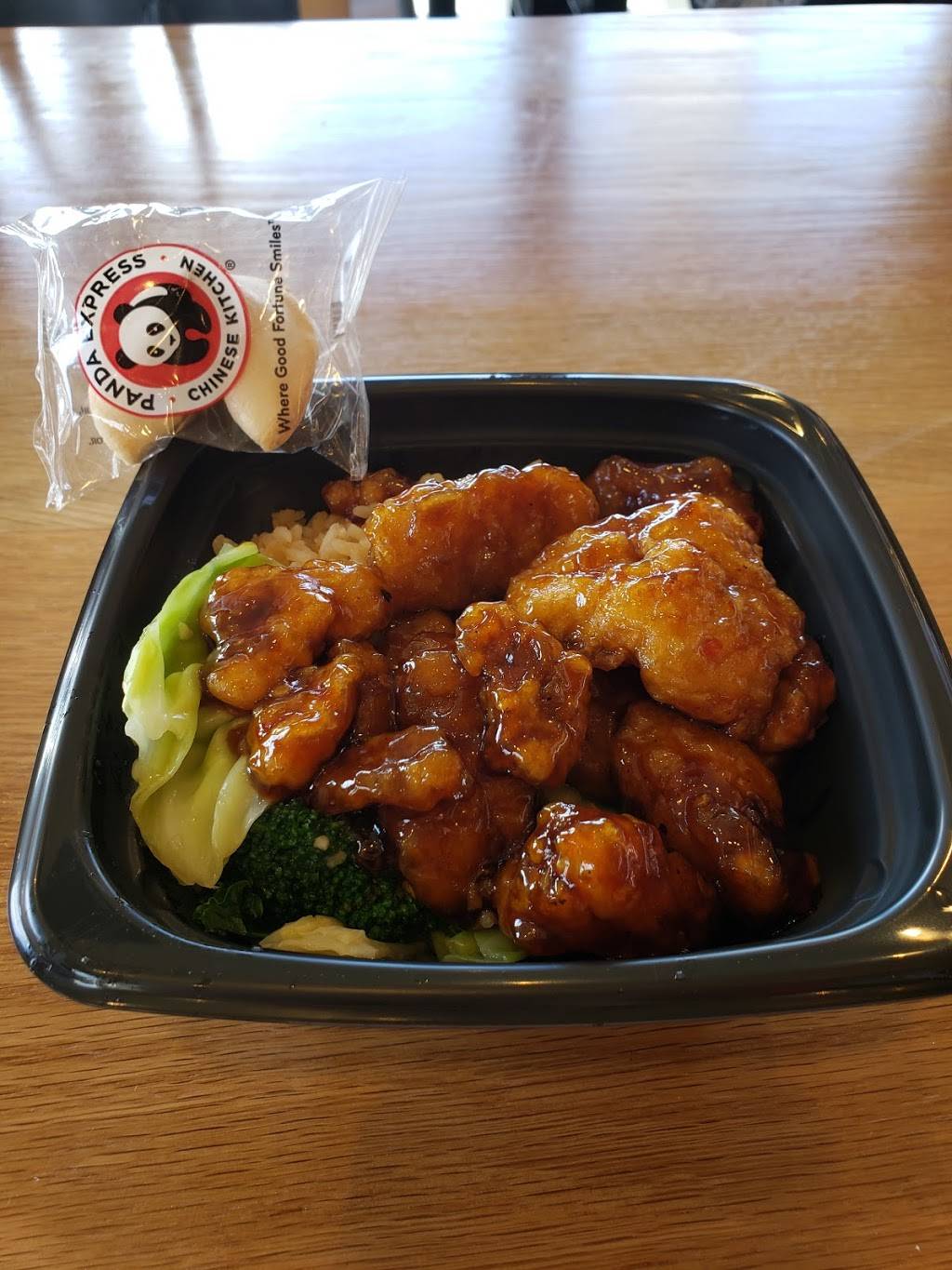 Panda Express | restaurant | 4660 Churn Creek Rd, Redding, CA 96002, USA | 5302218808 OR +1 530-221-8808