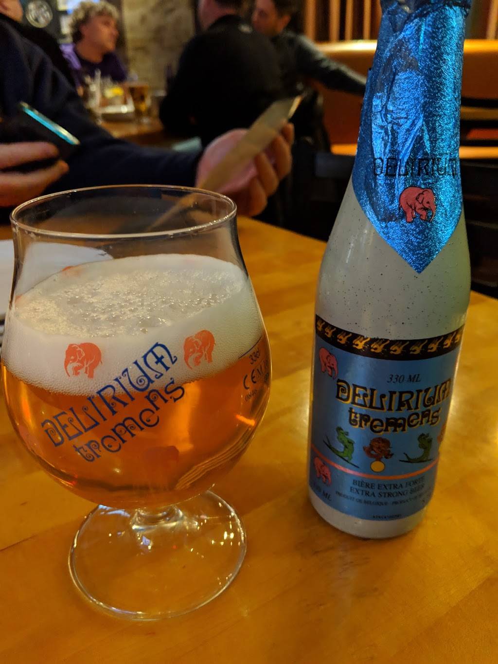 Fitzrays Restaurant | restaurant | 110 Dundas St, London, ON N6A 1G1, Canada | 5196461112 OR +1 519-646-1112