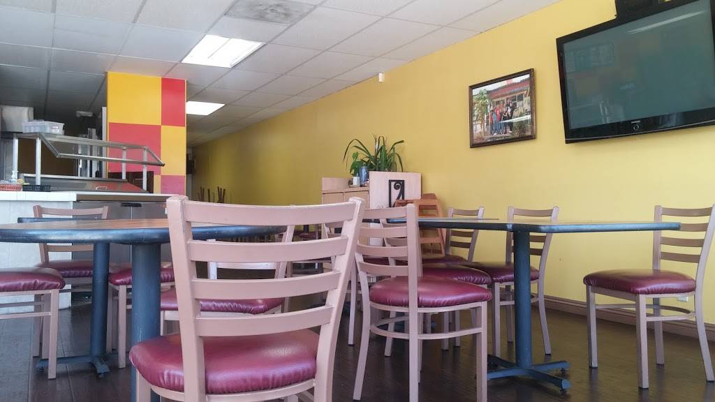 Lilys Tacos | restaurant | 901 N Garey Ave, Pomona, CA 91767, USA | 9096220444 OR +1 909-622-0444