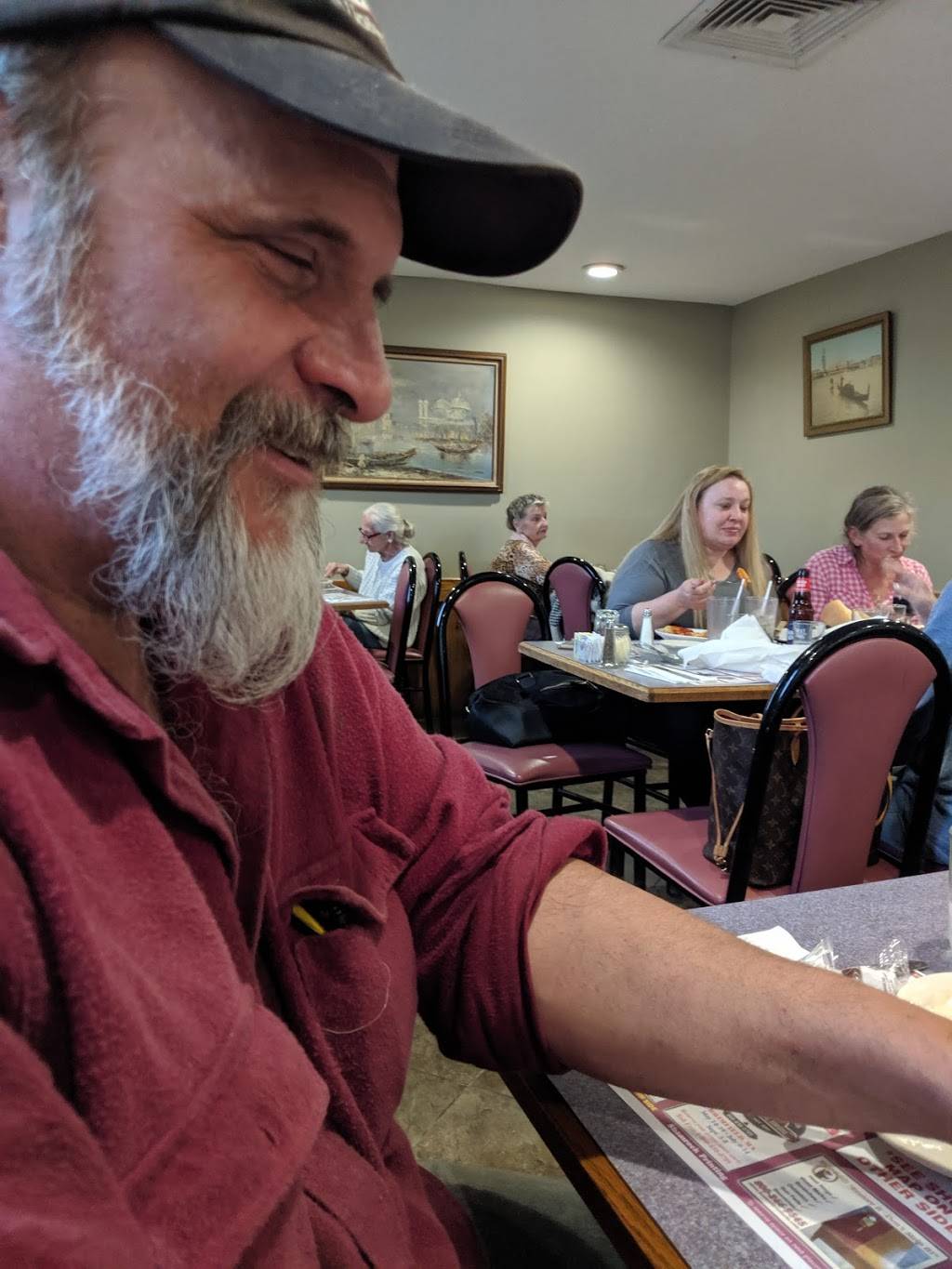 Francescos Restaurant | restaurant | 45 Palmer Rd, Brimfield, MA 01010, USA | 4132454640 OR +1 413-245-4640