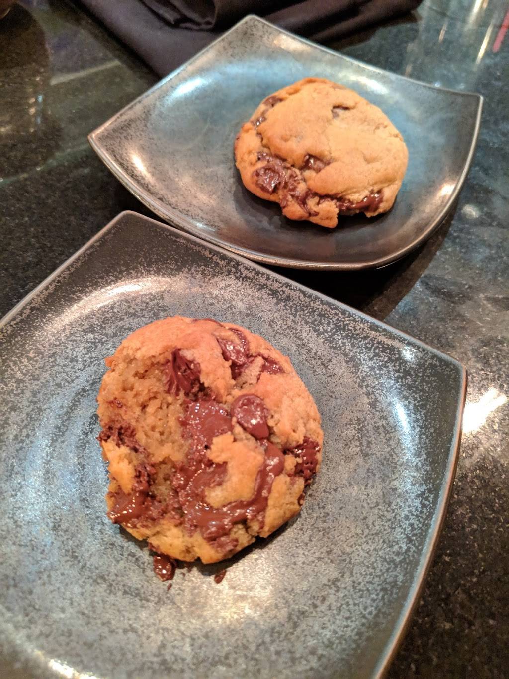 Yama Sushi | restaurant | 168 Gore Creek Dr, Vail, CO 81657, USA | 9704767332 OR +1 970-476-7332