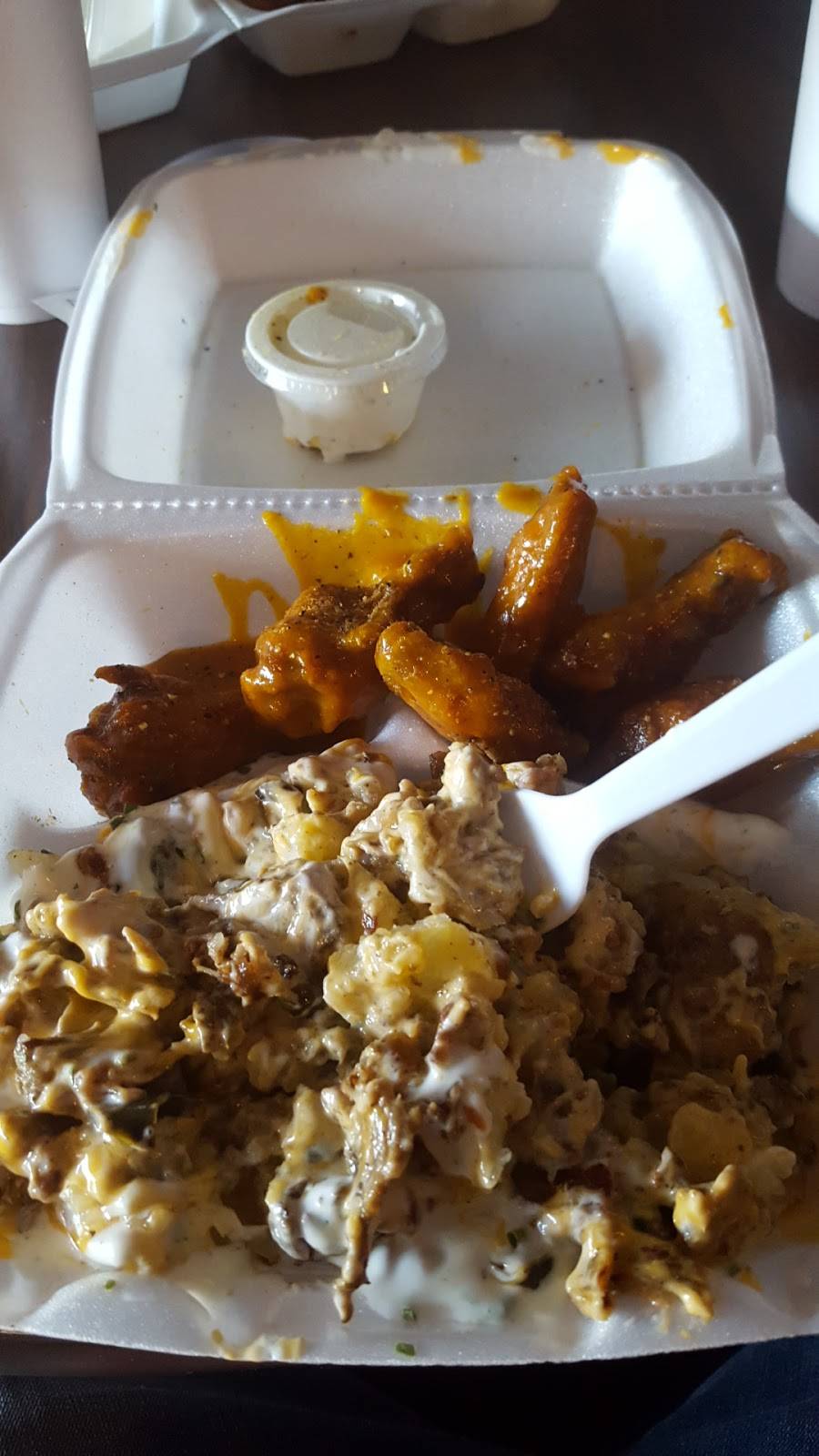 Ks Buffalo Wings | restaurant | 828 Broad St, Augusta, GA 30901, USA | 7068695151 OR +1 706-869-5151