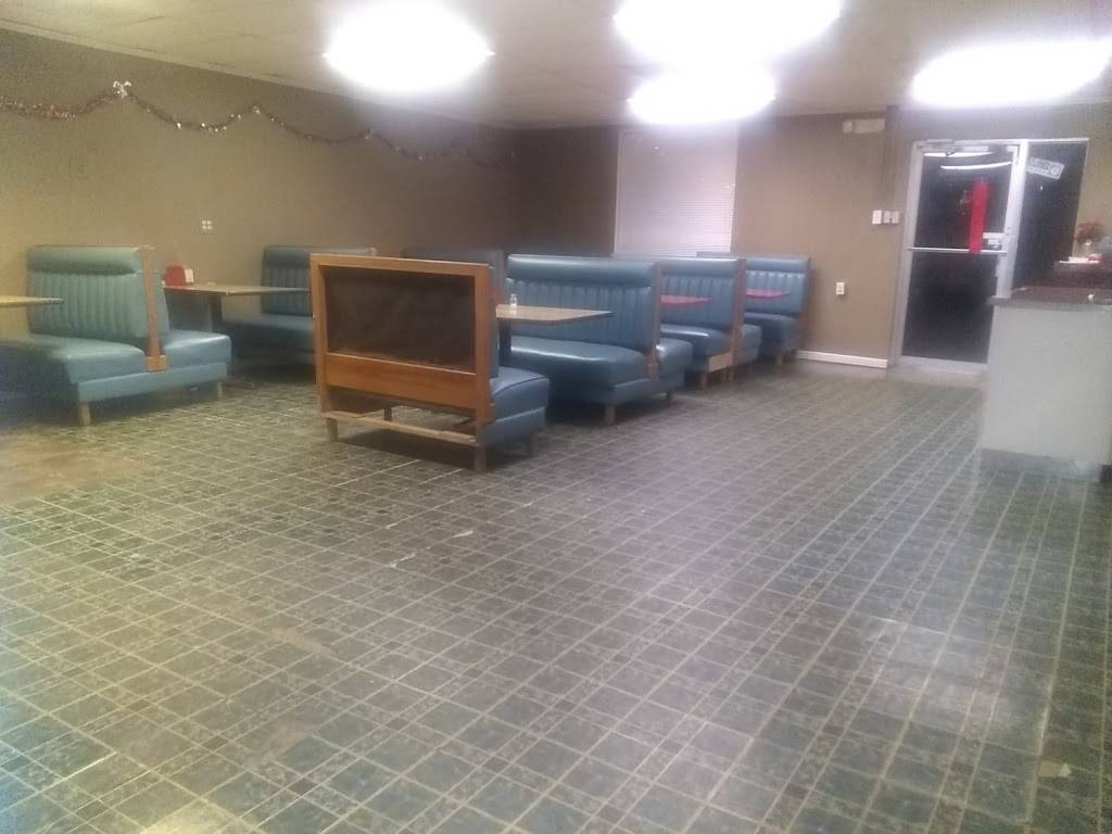 Los Batos Latin Restaurant | restaurant | 1109 N Main Ave, Erwin, TN 37650, USA | 7865236776 OR +1 786-523-6776