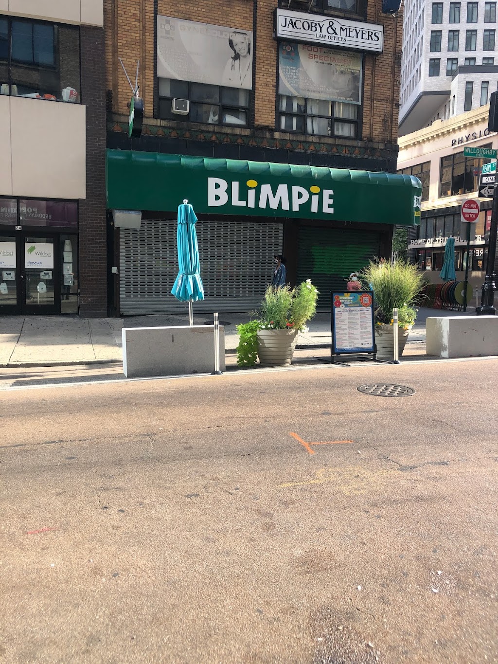 Blimpie Americas Sub Shop | meal delivery | 24 Willoughby St, Brooklyn, NY 11201, USA | 7182540703 OR +1 718-254-0703