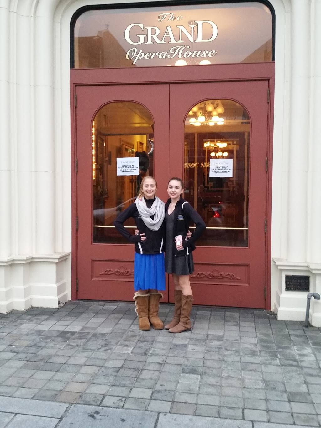 Chelsea Tavern | restaurant | 821 N Market St, Wilmington, DE 19801, USA | 3024823333 OR +1 302-482-3333