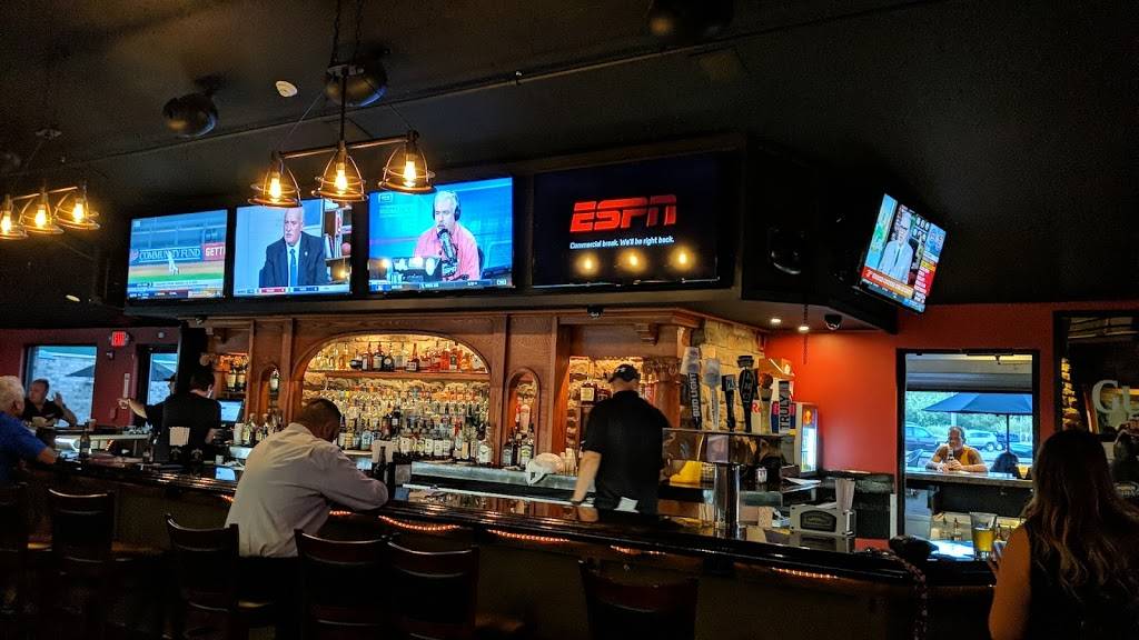 Solidays Restaurant | restaurant | 6935 Ward Rd, Niagara Falls, NY 14304, USA | 7165242665 OR +1 716-524-2665