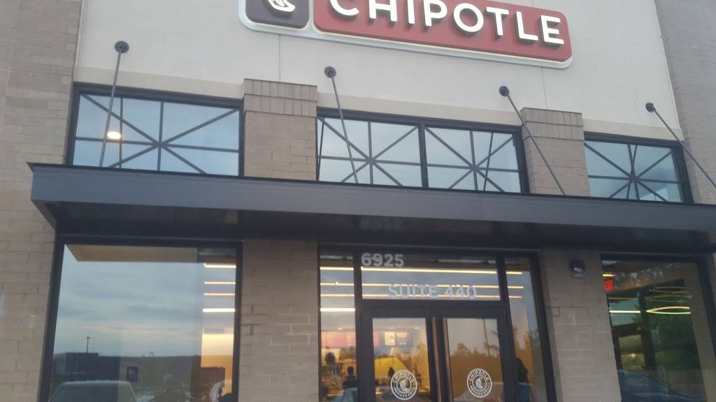 Chipotle Mexican Grill | restaurant | 6925 University City Blvd Ste 440, Charlotte, NC 28262, USA | 7045965475 OR +1 704-596-5475