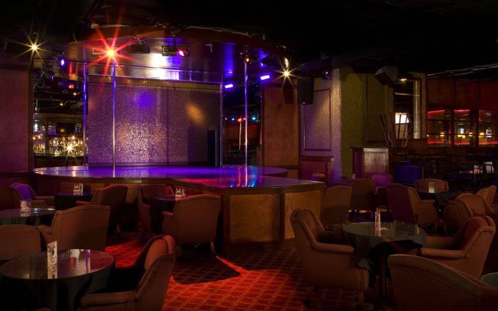 Silver City Cabaret | night club | 7501 N Stemmons Fwy, Dallas, TX 75247, USA | 2146898989 OR +1 214-689-8989