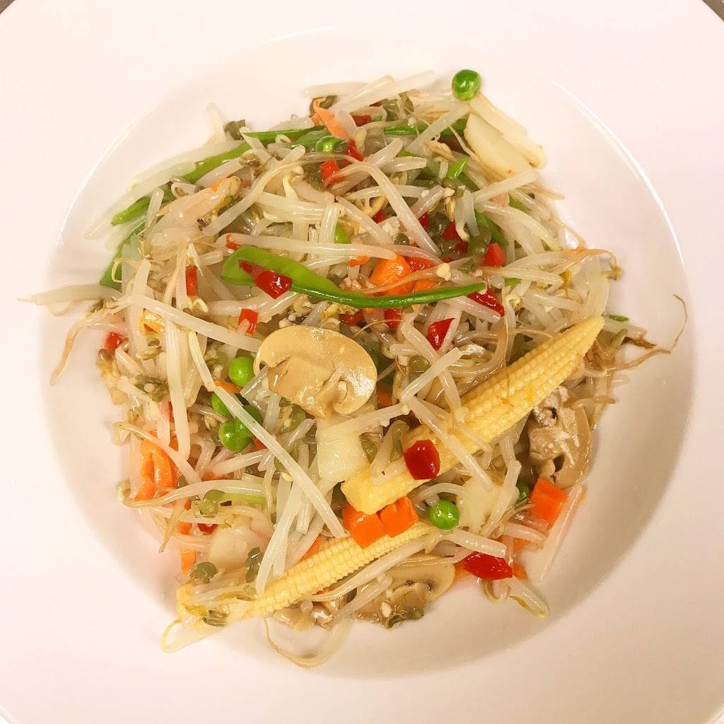 Golden Mountain Restaurant | restaurant | 27910 Chardon Rd, Willoughby Hills, OH 44092, USA | 4409432997 OR +1 440-943-2997