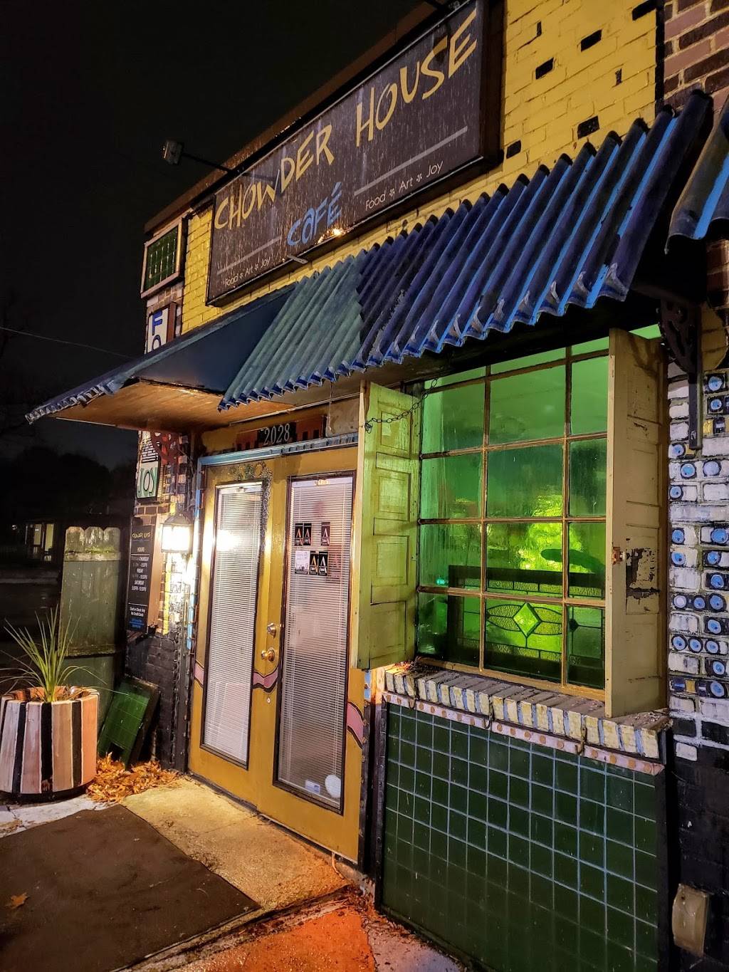 Chowder House Cafe | restaurant | 2028 Chestnut Blvd, Cuyahoga Falls, OH 44223, USA | 3307947102 OR +1 330-794-7102