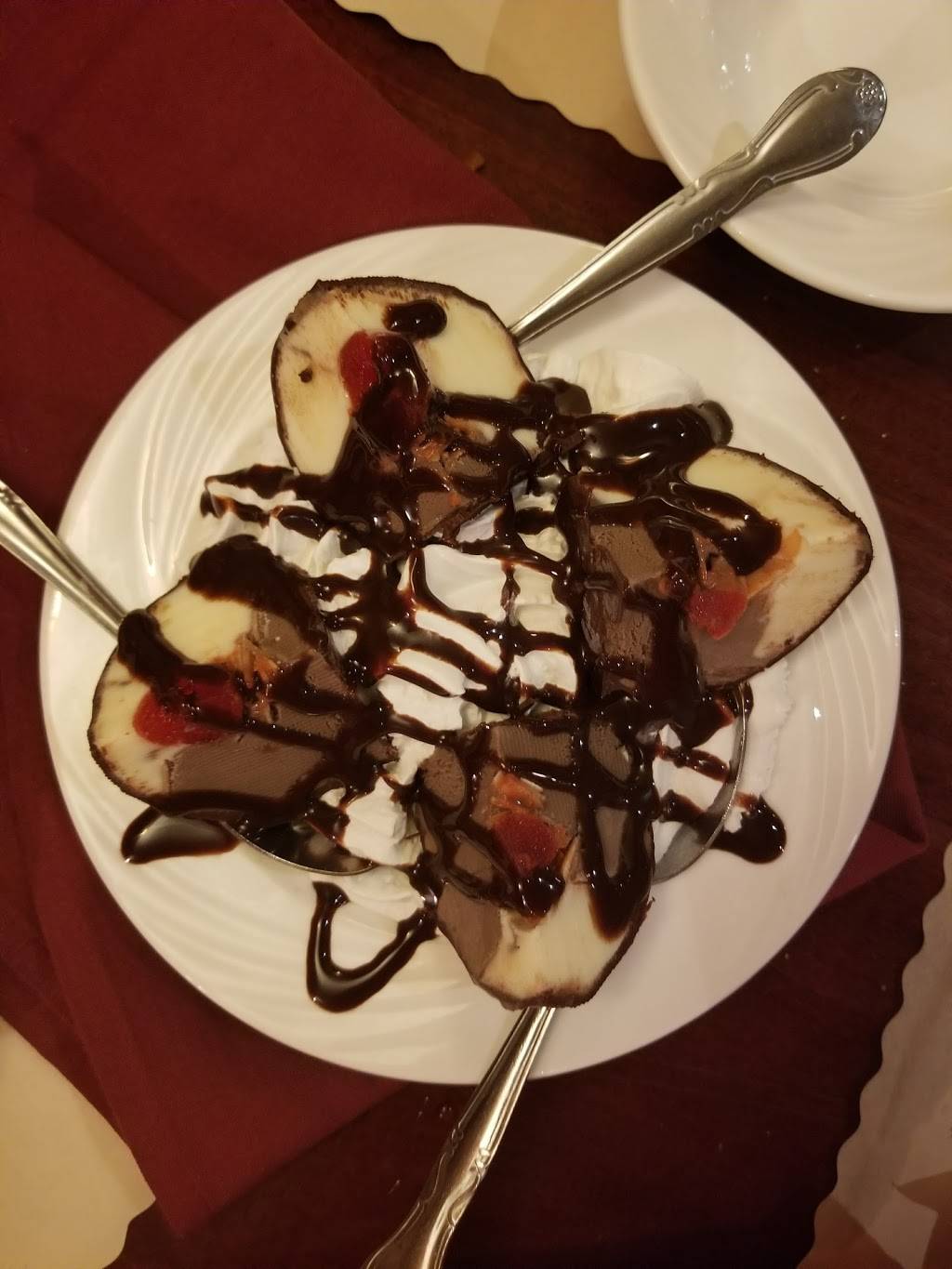 Manor Inn Restaurant | restaurant | 1636 Meriden-Waterbury Turnpike, Milldale, CT 06467, USA | 8606289877 OR +1 860-628-9877