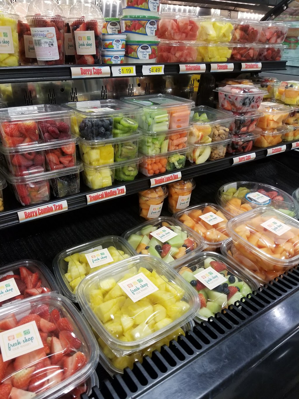 Crossroads IGA | restaurant | 2560 Mount Victor Ln, Bowling Green, KY 42103, USA | 2707813059 OR +1 270-781-3059