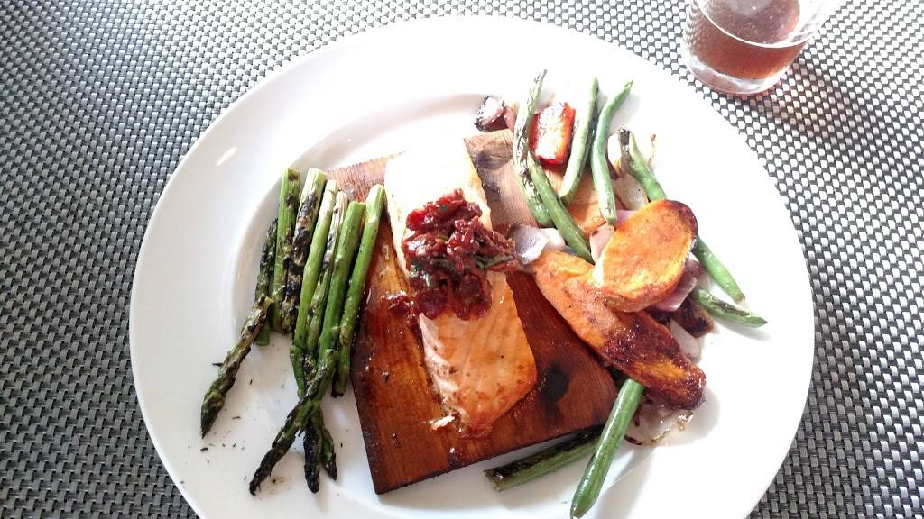 Burntwood Tavern Cuyahoga Falls | restaurant | 2291 Riverfront Pkwy, Cuyahoga Falls, OH 44221, USA | 3307947085 OR +1 330-794-7085