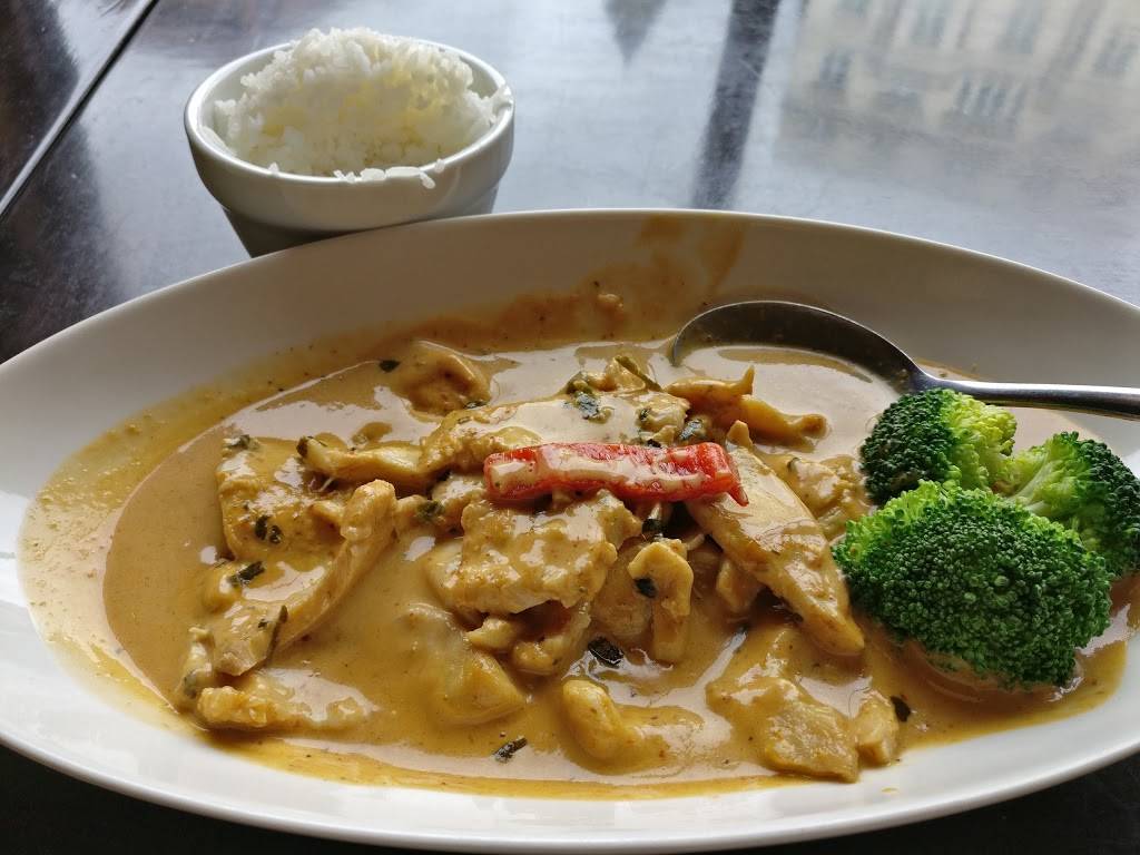 Charm Thai | restaurant | 2514 L St NW, Washington, DC 20037, USA | 2023332460 OR +1 202-333-2460