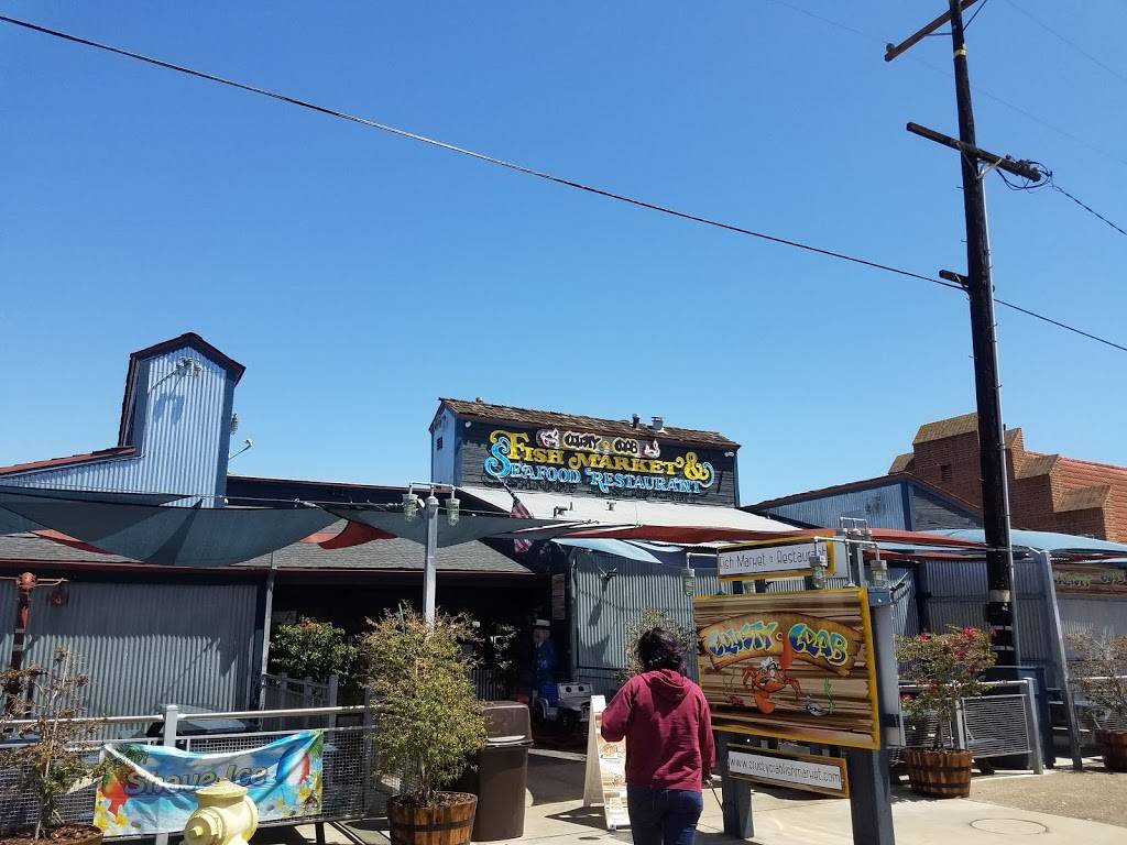 Crusty Crab | restaurant | 1146 Nagoya Way, San Pedro, CA 90731, USA | 3105199058 OR +1 310-519-9058