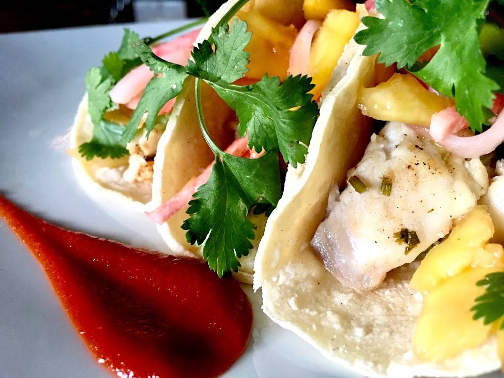 The Mermaid Tavern | restaurant | 6719 N Nebraska Ave, Tampa, FL 33604, USA | 8132385618 OR +1 813-238-5618