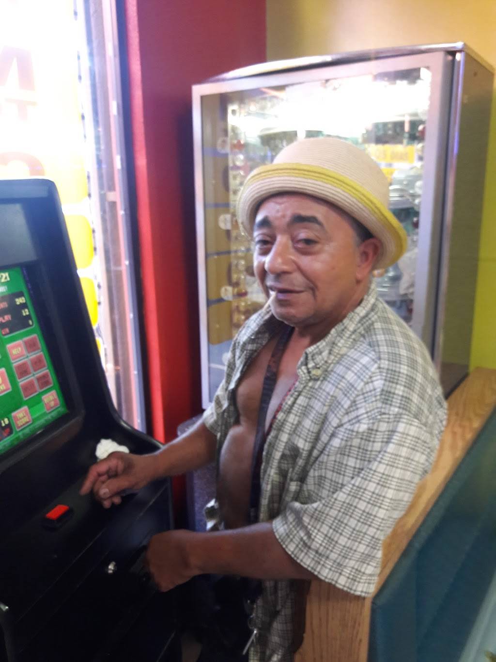 Mi Amigo Mexican Food & Sea | restaurant | 4408 University Ave, San Diego, CA 92105, USA | 6192821899 OR +1 619-282-1899