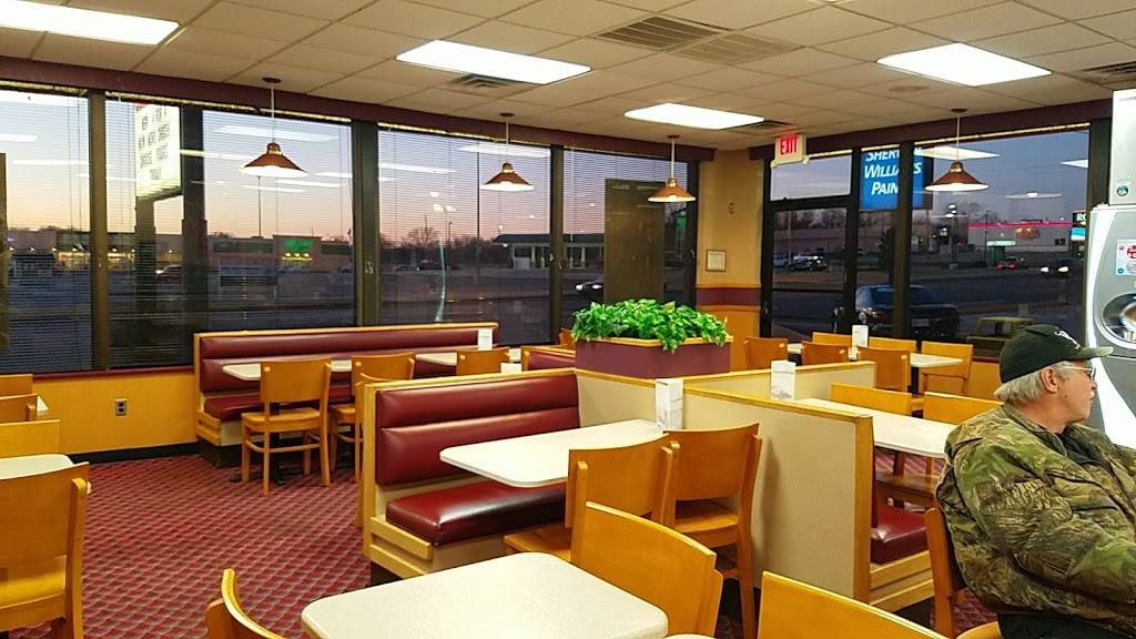 Wendys | restaurant | 1900 N Summit St, Arkansas City, KS 67005, USA | 6203170616 OR +1 620-317-0616