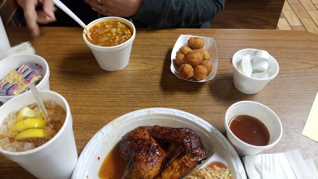 Country Barbecue | restaurant | 4012 W Wendover Ave, Greensboro, NC 27407, USA | 3362923557 OR +1 336-292-3557