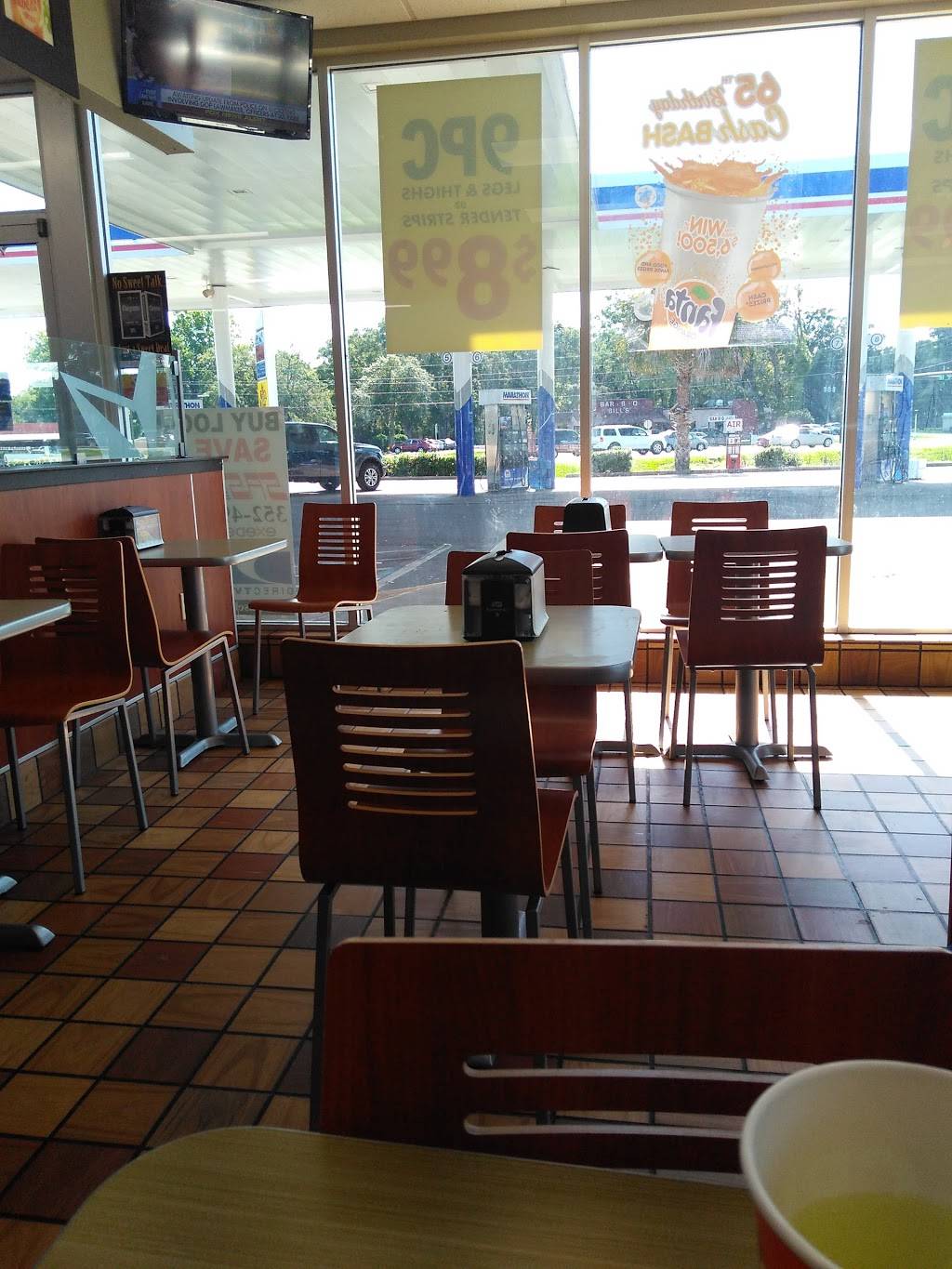 Churchs Chicken | restaurant | 1904 N Young Blvd, Chiefland, FL 32626, USA | 3524937740 OR +1 352-493-7740