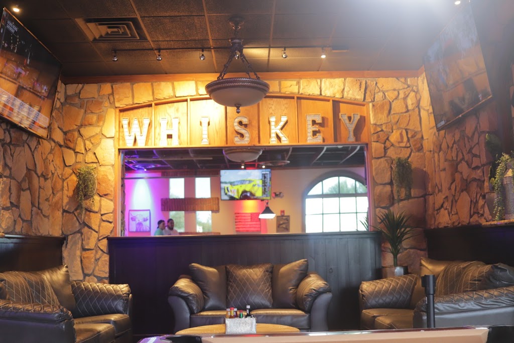 Whiskey Roads | restaurant | 2290 W Ina Rd, Tucson, AZ 85741, USA | 5202190134 OR +1 520-219-0134
