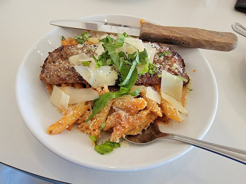 Albero Bistro | restaurant | 2684 N Greenwich Rd Suite 600, Wichita, KS 67226, USA | 3163643628 OR +1 316-364-3628