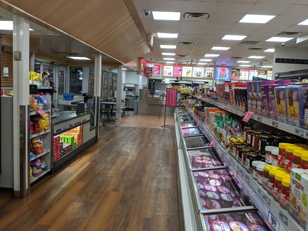 Braums Ice Cream & Dairy Store | restaurant | 300 S Cedar St, Borger, TX 79007, USA | 8062746575 OR +1 806-274-6575