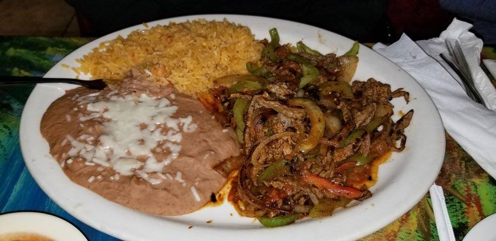 El Azteca Mexican Restaurant | restaurant | 441 S Brady St, Claremore, OK 74017, USA | 9183422401 OR +1 918-342-2401