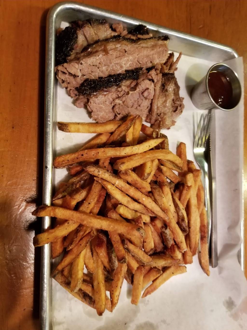 Martins Barbeque Joint | restaurant | 7238 Nolensville Rd, Nolensville, TN 37135, USA | 6157761856 OR +1 615-776-1856