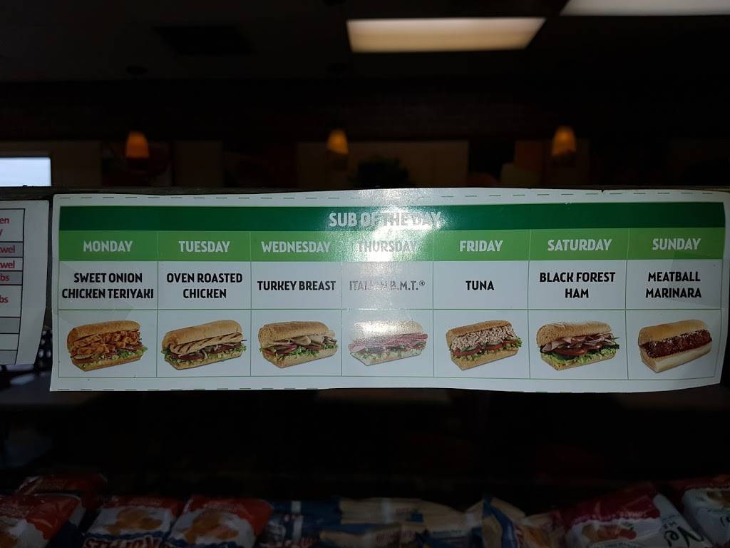 Subway | restaurant | 690 E New Circle Rd, Lexington, KY 40505, USA | 8592554474 OR +1 859-255-4474