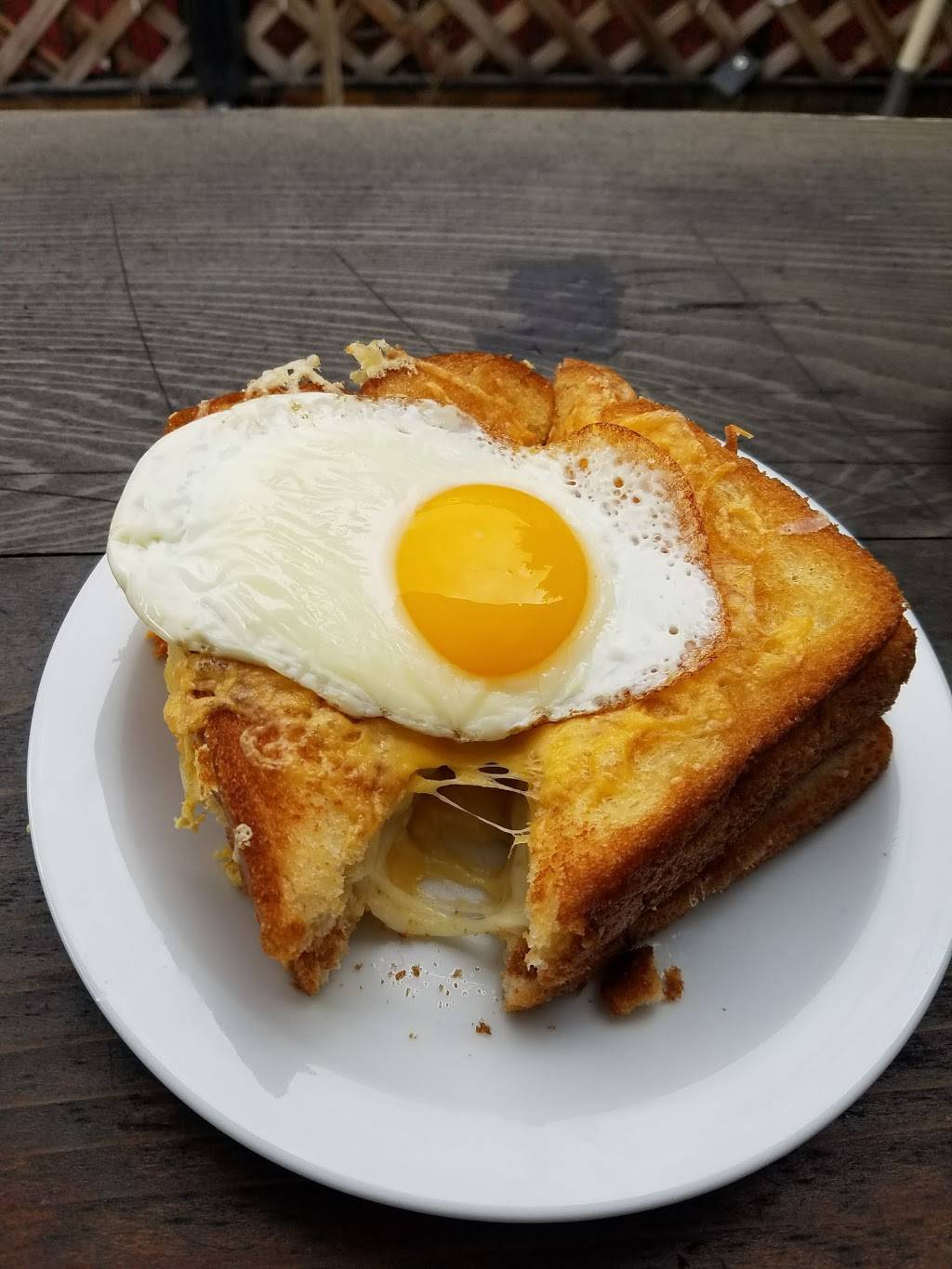 Beer Belly | cafe | 532 S Western Ave, Los Angeles, CA 90020, USA | 2133872337 OR +1 213-387-2337