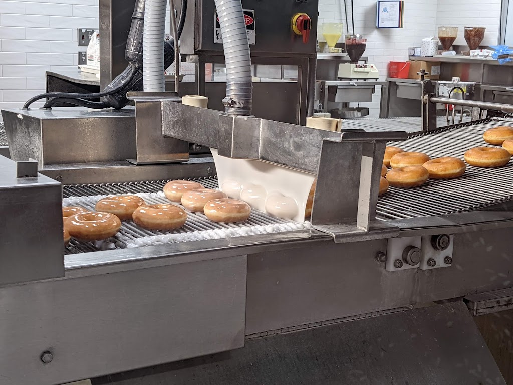 Krispy Kreme | bakery | 3095 Ross Clark Cir Ste 84W, Dothan, AL 36301, USA | 3346770741 OR +1 334-677-0741
