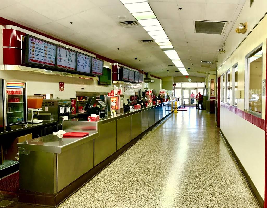 The Varsity | restaurant | 1000 W Broad St, Athens, GA 30606, USA | 7065486325 OR +1 706-548-6325