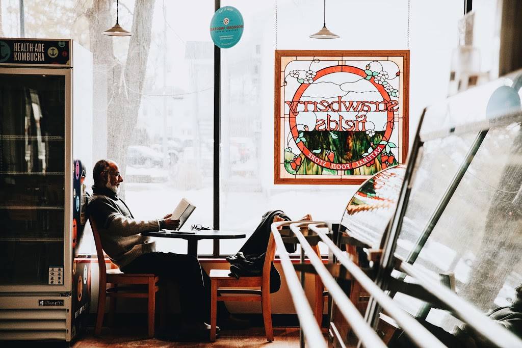 Strawberry Fields Cafe | cafe | 306 W Springfield Ave, Urbana, IL 61801, USA | 2173281655 OR +1 217-328-1655