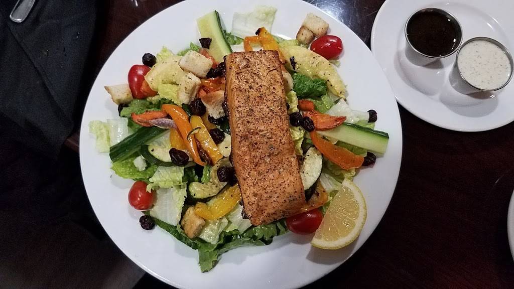 Prime 10 | restaurant | 15600 W 10 Mile Rd #17, Southfield, MI 48075, USA | 2483277344 OR +1 248-327-7344