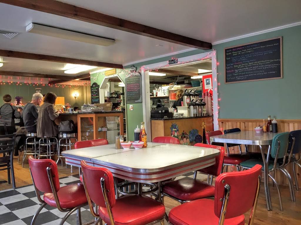 Somewhere In Time | cafe | 3175 Gold Star Hwy, Mystic, CT 06355, USA | 8605361985 OR +1 860-536-1985