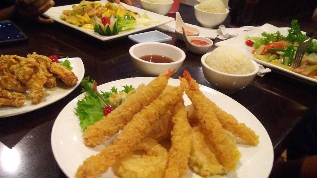 Fuji Asian Bistro | restaurant | 9001 Richlands Hwy, Richlands, NC 28574, USA | 9103246888 OR +1 910-324-6888