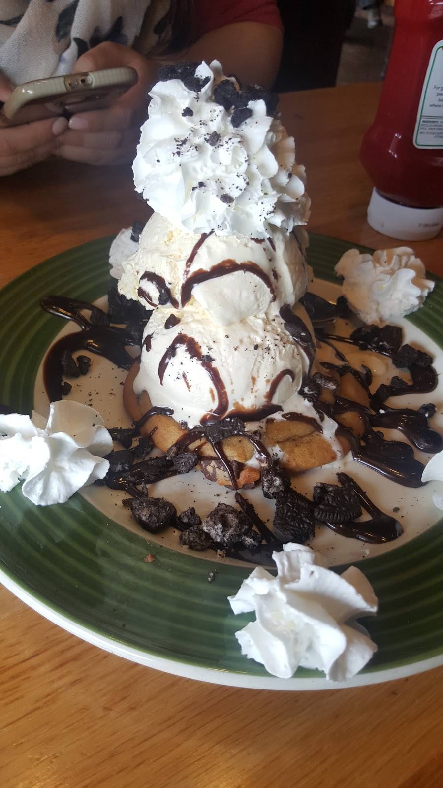 Applebees Grill + Bar | restaurant | Hudson Mall, 701 Rt. 440 South, Jersey City, NJ 07304, USA | 2012009940 OR +1 201-200-9940