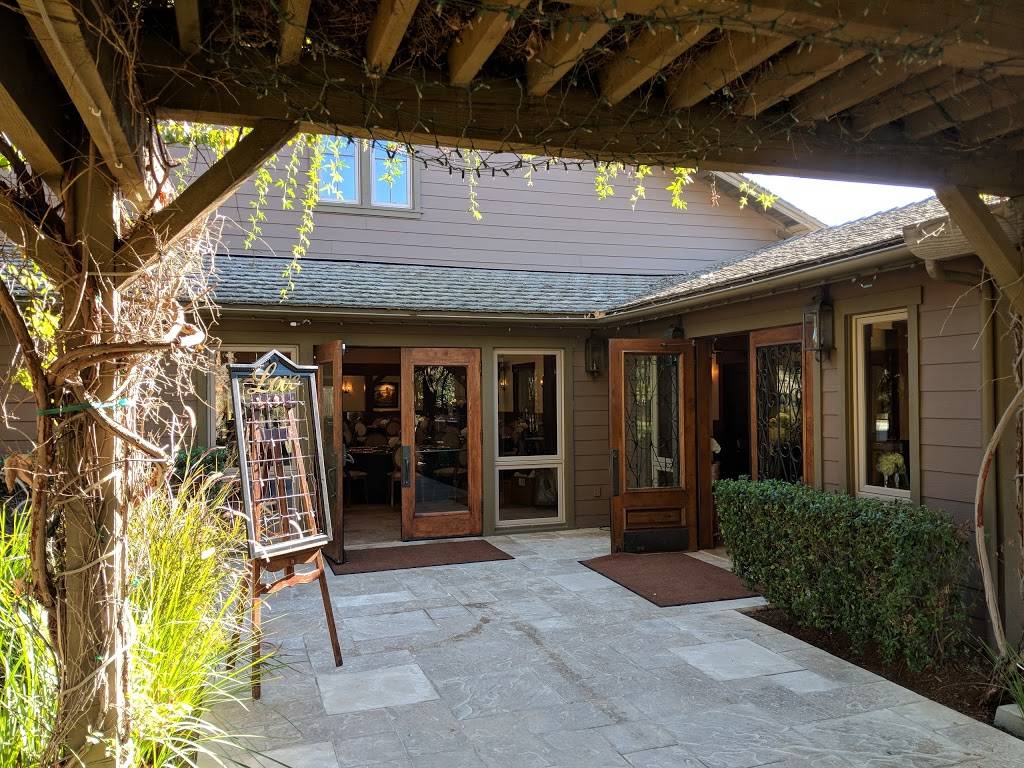 ONeills Bar & Grill | restaurant | 26772 Avery Pkwy, Mission Viejo, CA 92692, USA | 9492180865 OR +1 949-218-0865