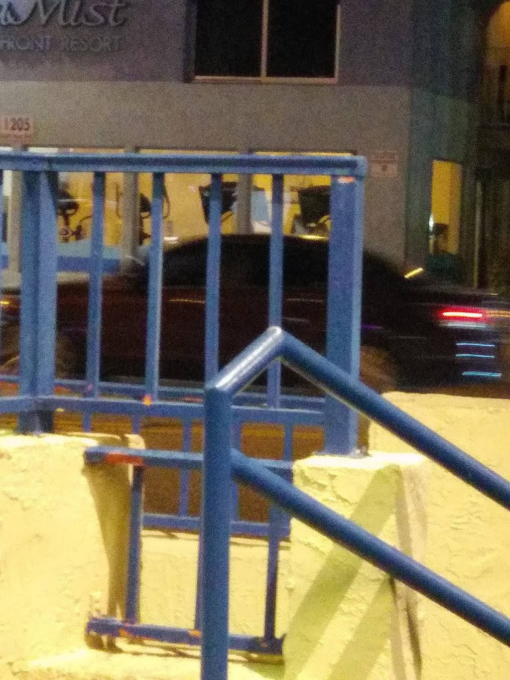 The Purple Pelican | restaurant | 1202 South Ocean Boulevard, Myrtle Beach, SC 29577, USA | 8432825109 OR +1 843-282-5109