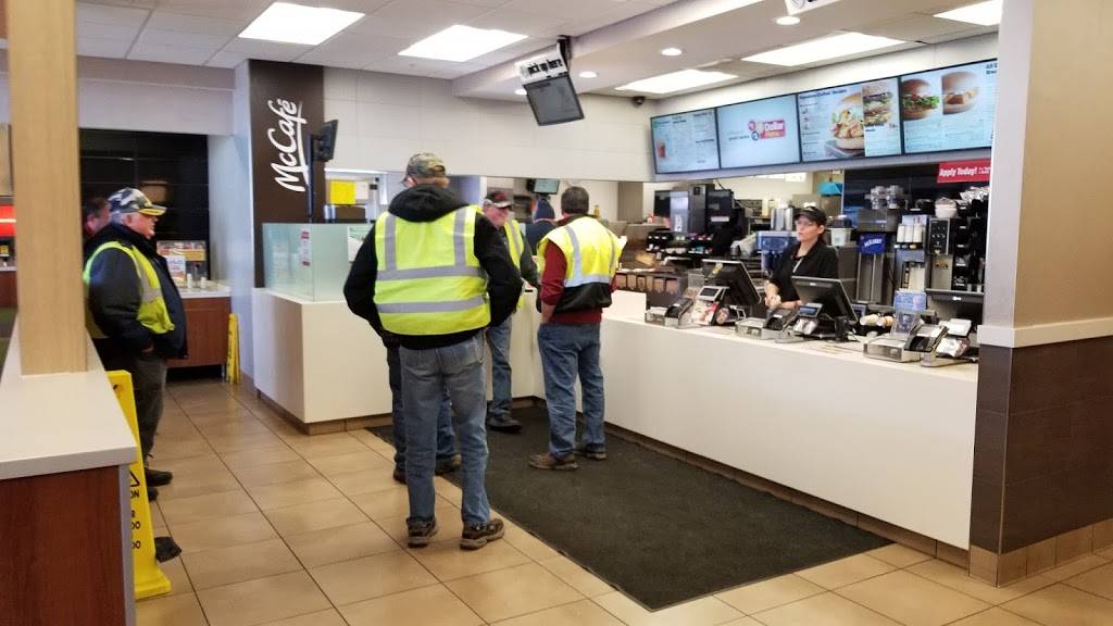 McDonalds | restaurant | 1193 70th Ave, Roberts, WI 54023, USA | 7157494470 OR +1 715-749-4470