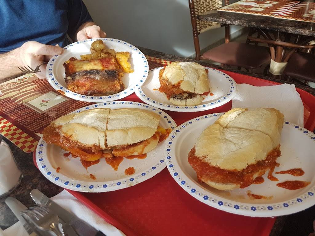 The Italian Hot Table | restaurant | 74 Bolton St, Bobcaygeon, ON K0M 1A0, Canada | 7057311011 OR +1 705-731-1011